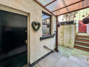 Photo 16- click for photo gallery